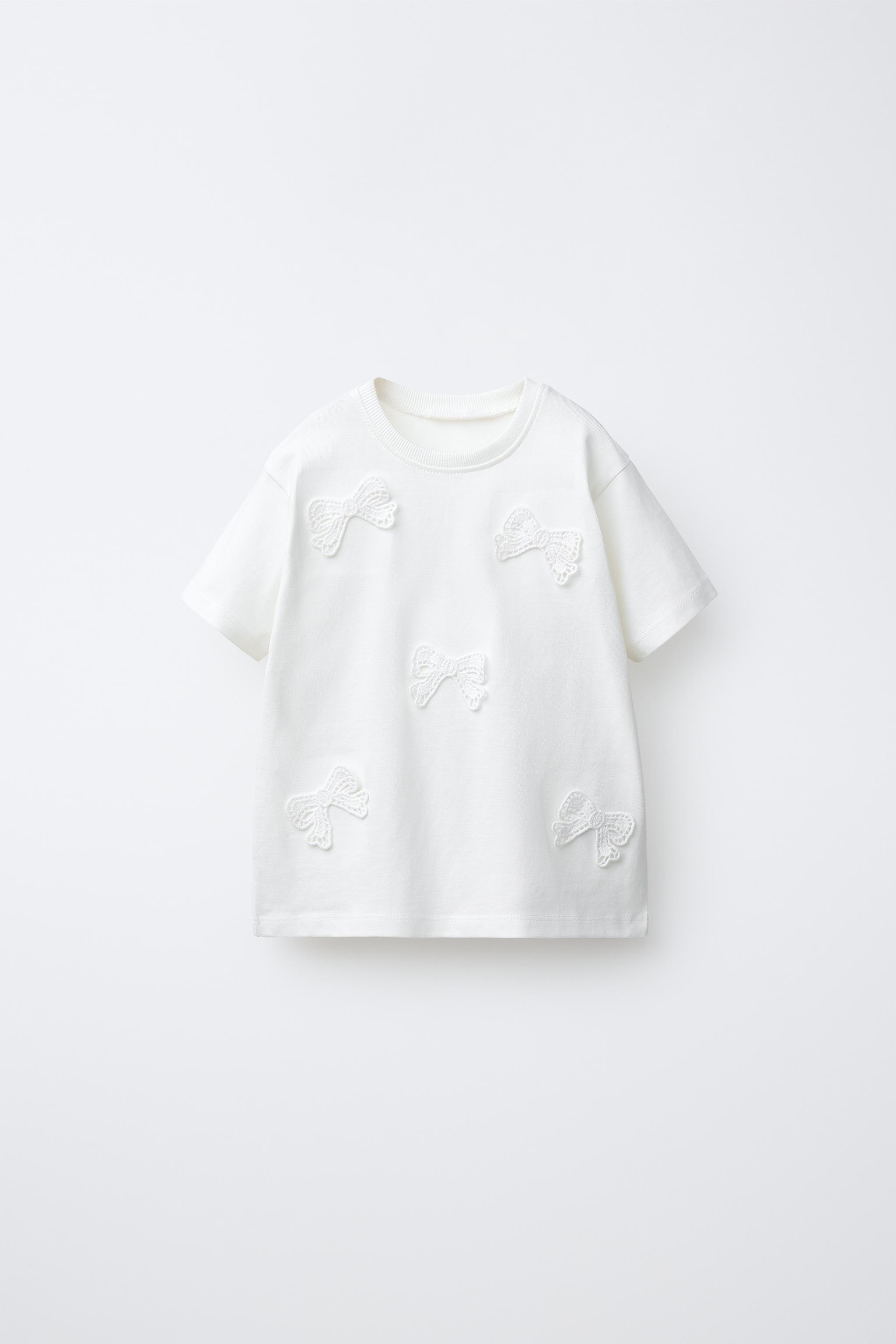 T-SHIRT LACETS CROCHET